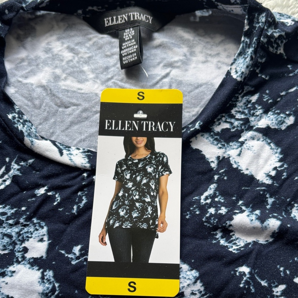 NWT Ellen Tracy Women's Short Sleeve Top, S - Picture 2 of 3
